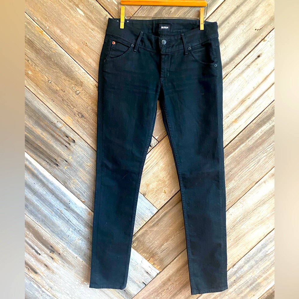 Like new - Hudson jeans in black!